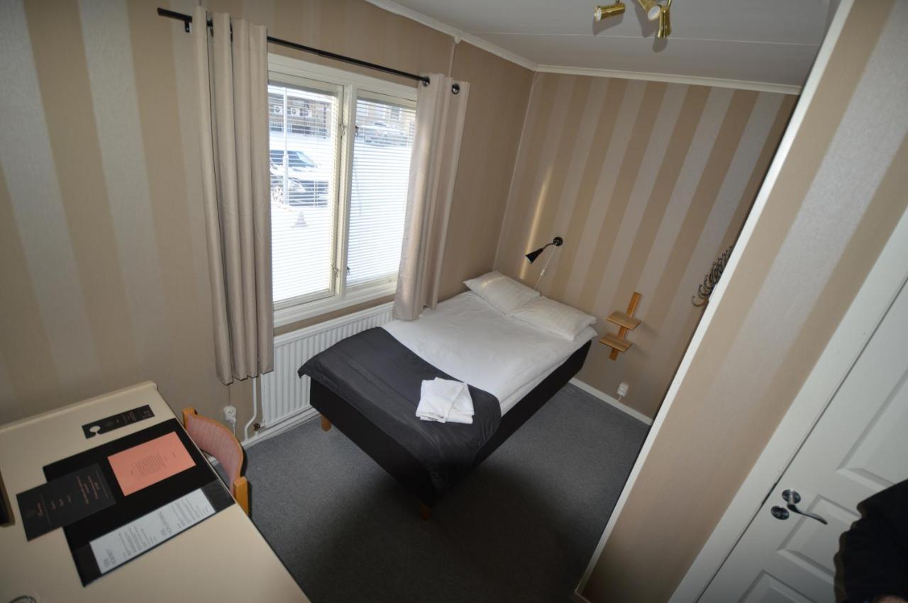 Hotel Gästis Tierp Exterior foto